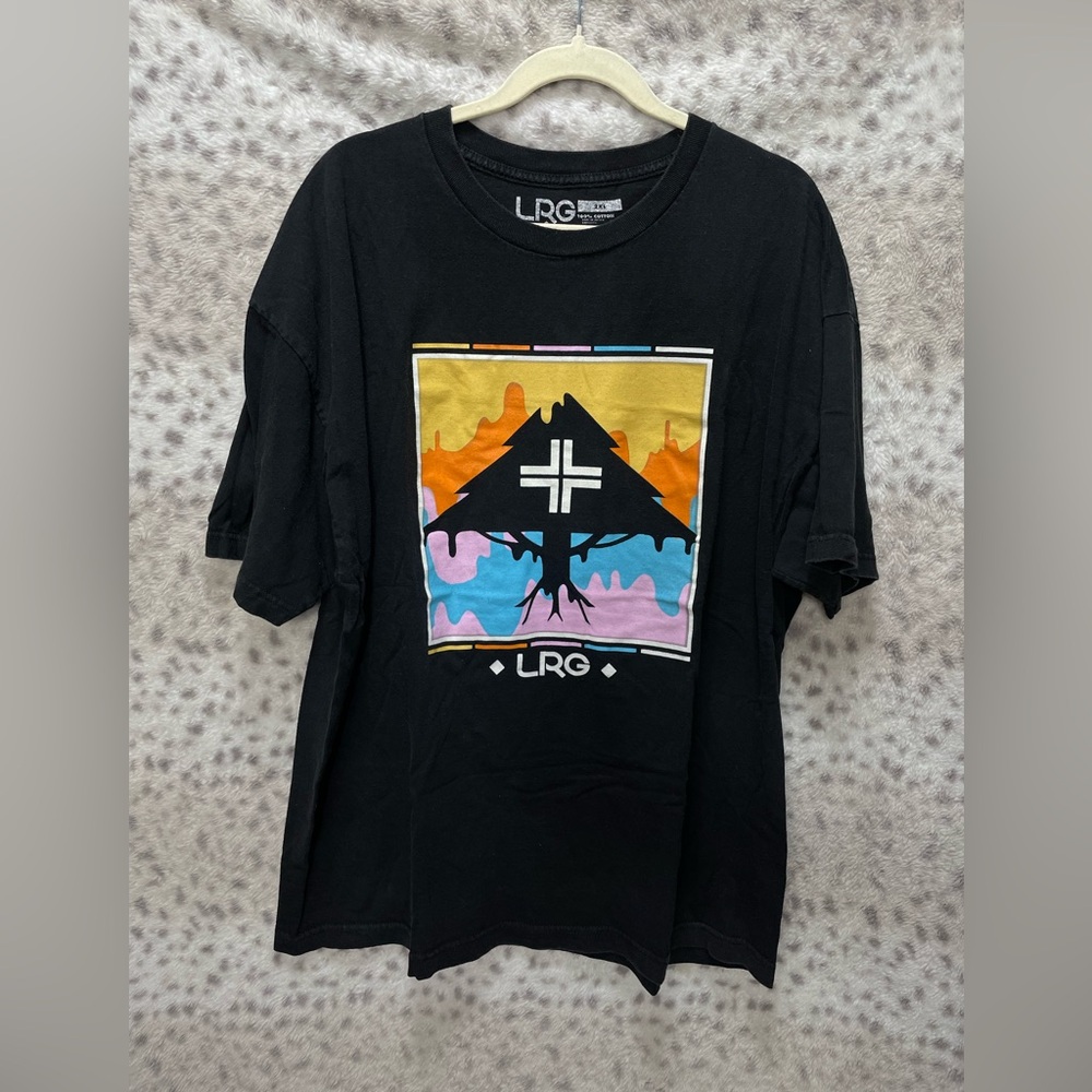 LRG GRAPHIC TEE
